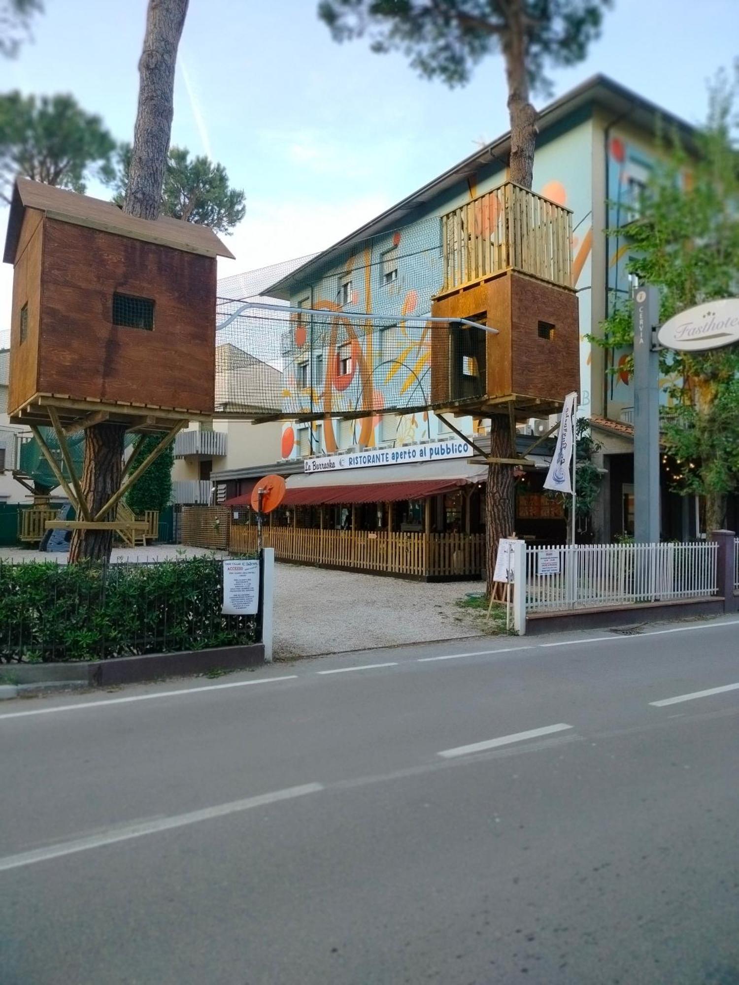 Fasthotel Cervia Exterior photo